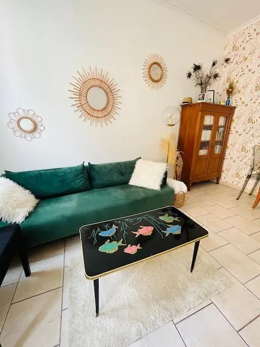 Apartment La Boheme Lovely House Beauvais France